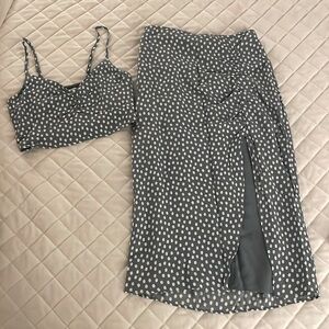 ABERCROMBIE & FITCH Polka Dot Skirt with slit XS and Matching Top Small